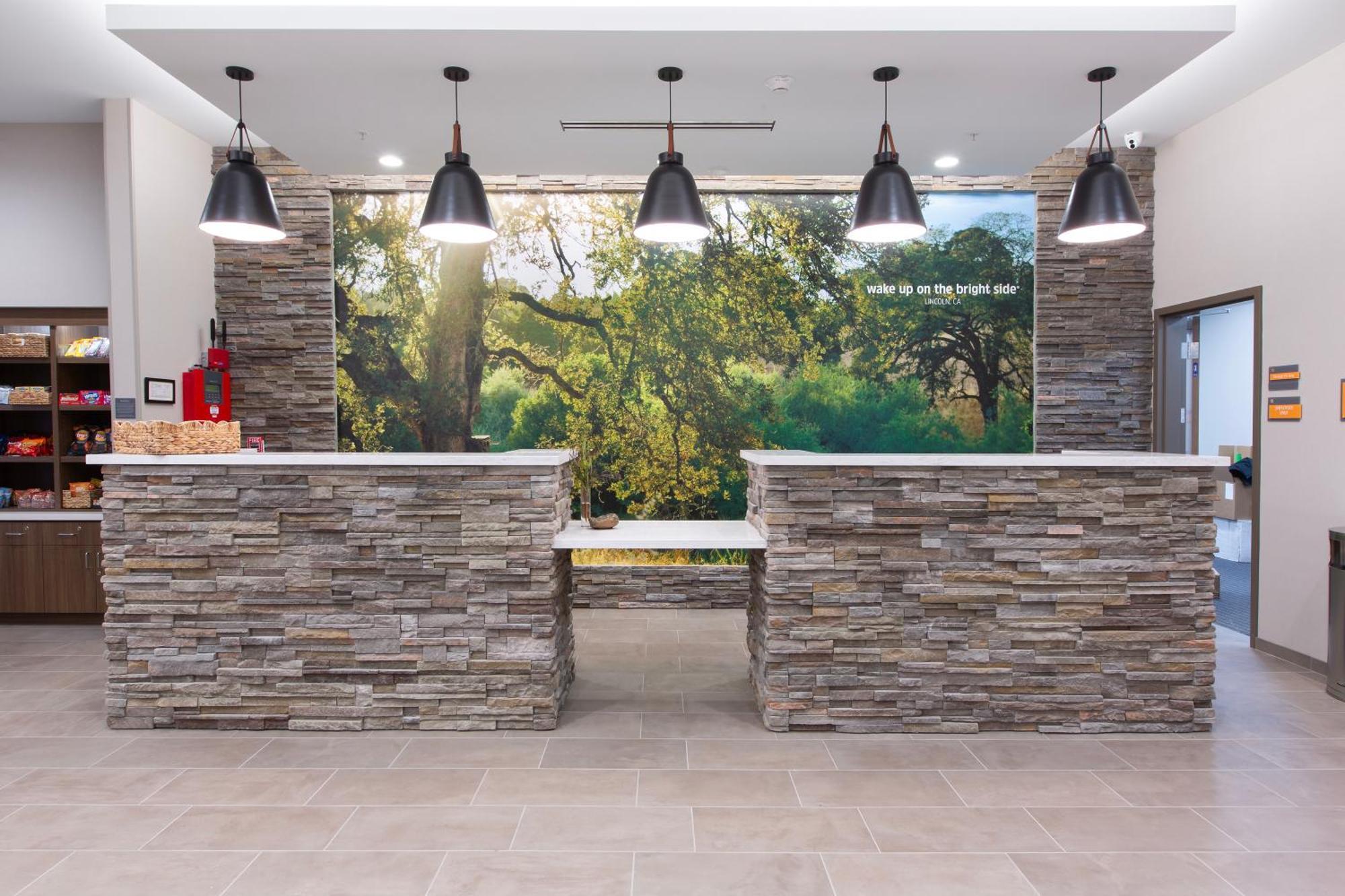 La Quinta Inn And Suites By Wyndham Линкълн Екстериор снимка