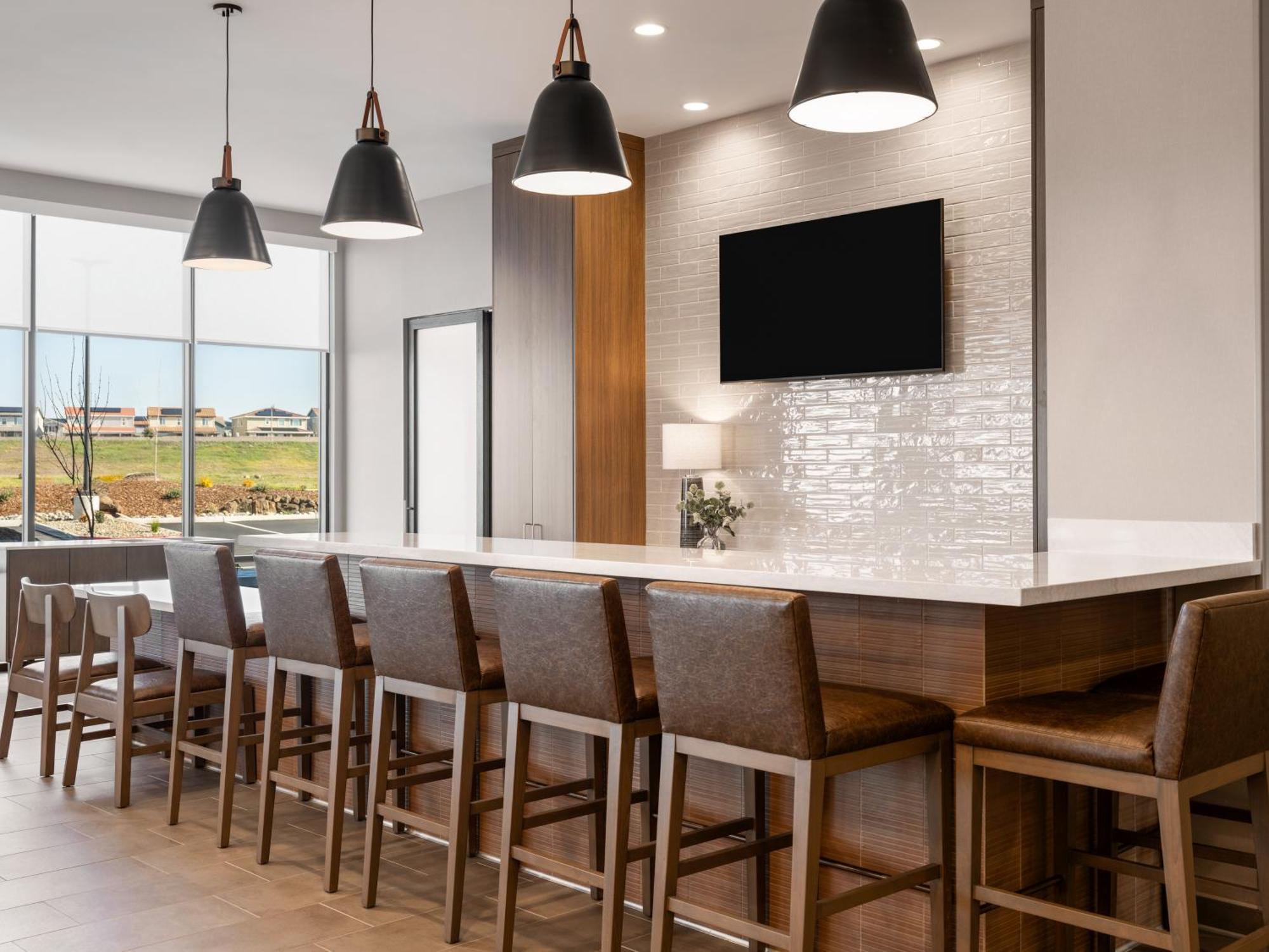 La Quinta Inn And Suites By Wyndham Линкълн Екстериор снимка