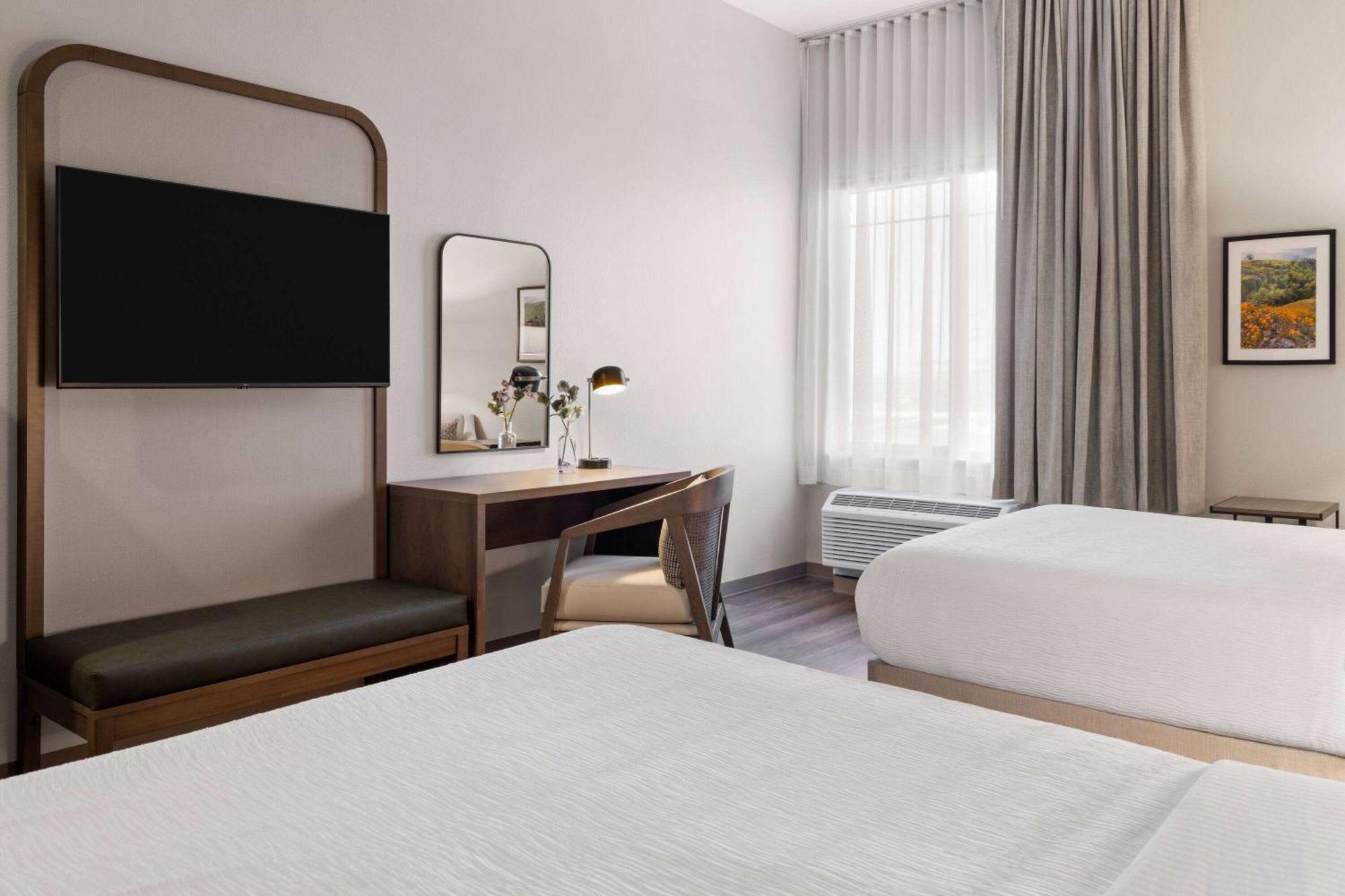 La Quinta Inn And Suites By Wyndham Линкълн Екстериор снимка