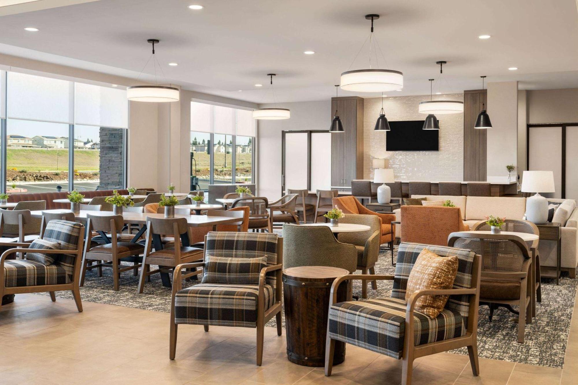 La Quinta Inn And Suites By Wyndham Линкълн Екстериор снимка